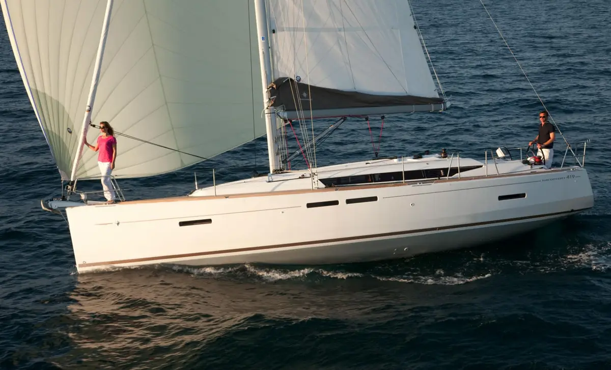 Jeanneau Sun Odyssey 419, photo 1 of 3
