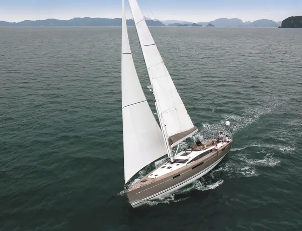 Jeanneau Yachts 57, photo 2 of 6