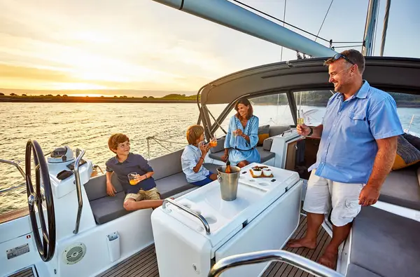 Jeanneau Yachts 51, photo 4 of 6