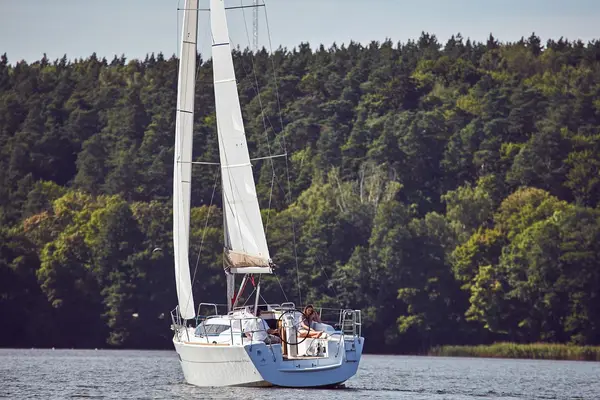 Jeanneau Sun Odyssey 319, photo 5 of 6