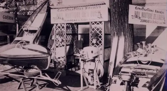 Jeanneau’s stand at the 1959 Paris boat show, with runabouts and outboard engines