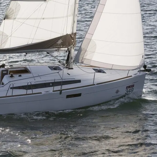 Jeanneau Sun Odyssey 349, photo 4 of 5